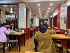 大堂-门框胡同百年卤煮(新街口店)