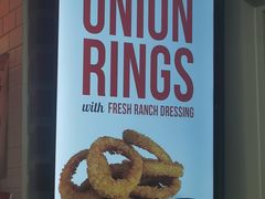 -The Habit Burger Grill 哈比特汉堡(世博店)