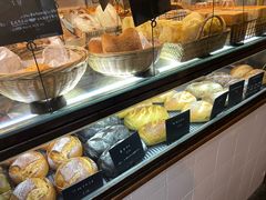 面包甜点陈列柜-仙峰天然面包(迎宾路店)