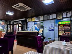 -侯臣咖啡文化村