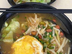 -龙记桂林米粉(财满街店)