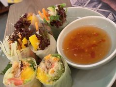 软壳蟹牛油果纸米卷-CHINCHIN 青青·泰国料理(万象食家店)