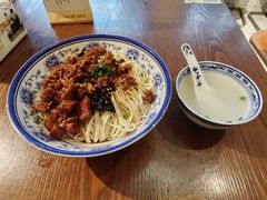 -辣肉面大王(天平路店)