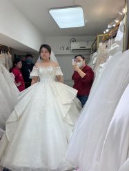 -NaNa婚纱礼服馆