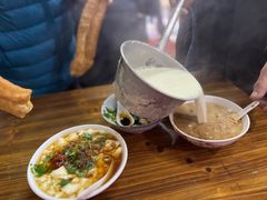 -云南大锅豆浆店