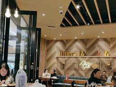 -必胜客(柳州万象城店)