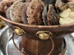 -一口猪海鲜浑锅·东北家常菜