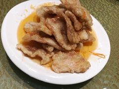 -老码头黑皮肘子锅包肉(赣水路店)