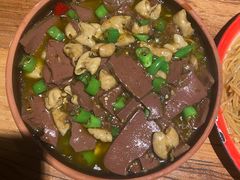 -泥糊破店小酒馆·团建聚餐(南京西路店)