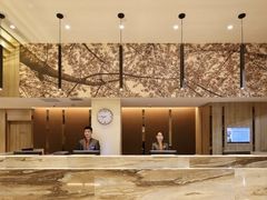 -西安大雁塔科技大学地铁站亚朵酒店