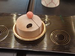 -Salon de The de Joel Robuchon(外滩18号店)