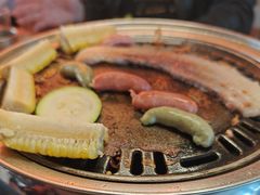 -叽叽扎扎烤肉场(生态城万达店)