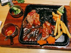 -菲滋意式餐厅(银泰百货金华江南店)