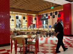 -城市大道红炉披萨烘焙坊