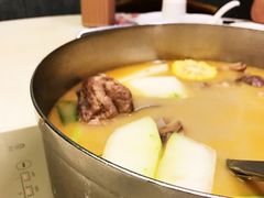 -肥仔文澳门猪骨煲(南京西路店)