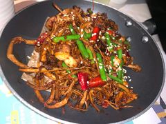 鱿鱼茶树菇-胡桃里音乐酒馆(罗湖HALO广场店)