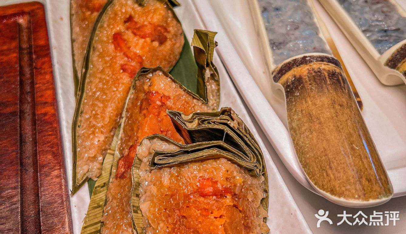 这才是三亚椰子鸡天花板❗️本地人都来这边吃饭