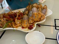 -覃记海鲜美食餐厅