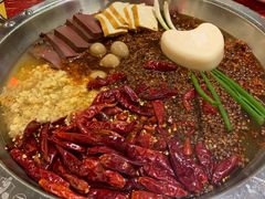 -谭鸭血老火锅(娄星区长青街店)