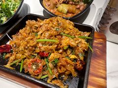 -头牌·鹤岗小串(万达店)