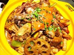 全家福肉蟹煲-多嘴肉蟹煲(万达店)