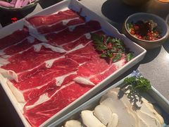 -蘑界·野生菌火锅(深业上城店)