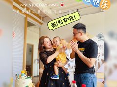 -Rosy洛绮·蛋糕咖啡店