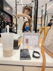 -HAIR CORNER
