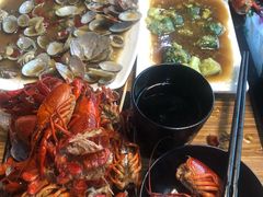 -陆记牛庄·碳锅龙虾烧烤(爱上花园店)