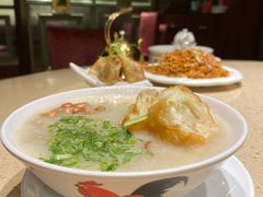 荔湾艇仔粥-点都德(春熙路群光广场店)