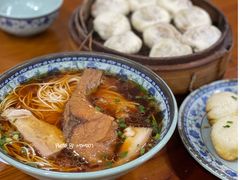 爆鱼焖肉双浇面-荣阳楼(山塘街店)