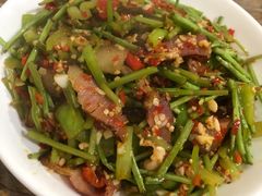 藜蒿炒腊肉-江南古镇味道·私房菜