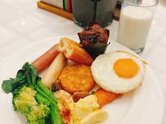 -上海虹桥祥源希尔顿酒店