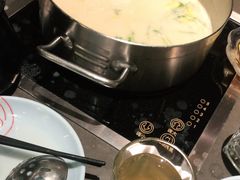 -捞王锅物料理(上海世茂广场店)