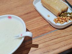-万利隆的包子铺(华雅店)