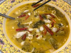 金牌酸菜黑鱼-老湘亲·品鉴湘菜(湖里店)