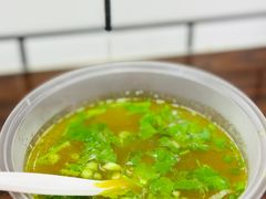 牛肉咖喱汤-许记生煎(遵义路店)