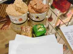 -VENCHI 闻绮(上海佛罗伦萨小镇店)
