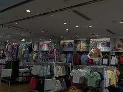 -优衣库(上海虹口龙之梦店)