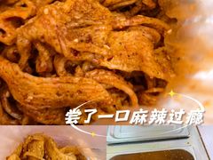 -秦一绝麻辣条(沙井村店)