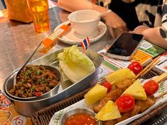 -小小集渔·泰式大排档(太古里香槟店)