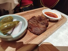 莎士雷可.牛舌大串-俄士厨房(环球港店)