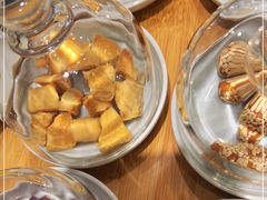 -阮大兴糕团(杭州西湖银泰百货店)