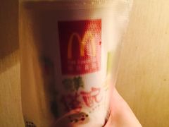 可乐-麦当劳(东方时代广场分店)
