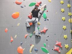 -CLIFFS颗粒攀岩(萧山众安店)