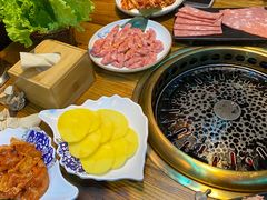 -小花花炭火烤肉·十五年延吉风味(左家庄店)
