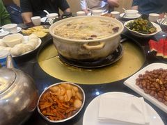 -野菌园·野生菌火锅首创第一家(关兴路总店)