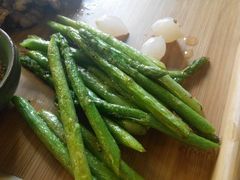 烤芦笋-HIHE Bistro·Oyster Bar(华熙live店)