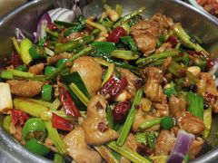 -小柒家第一锹东北菜(城关店)