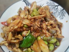 -胡子饮食店
